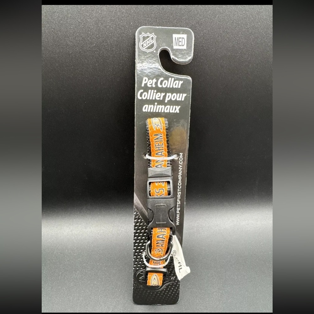 Pets First NHL Dog Collar & Cat Collar Anaheim Ducks size medium new with tags